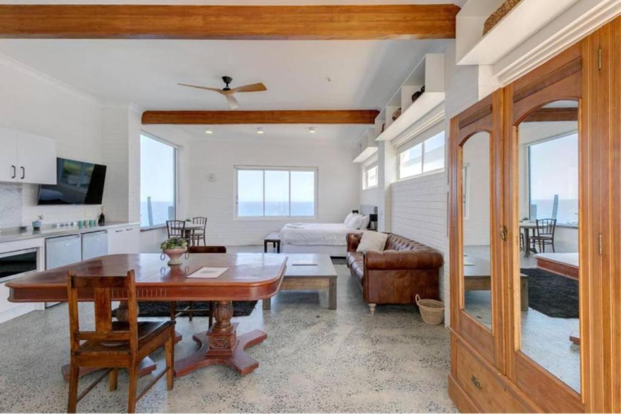 סידני Upscale Cliffside Studio With Ocean Views North Bondi מראה חיצוני תמונה
