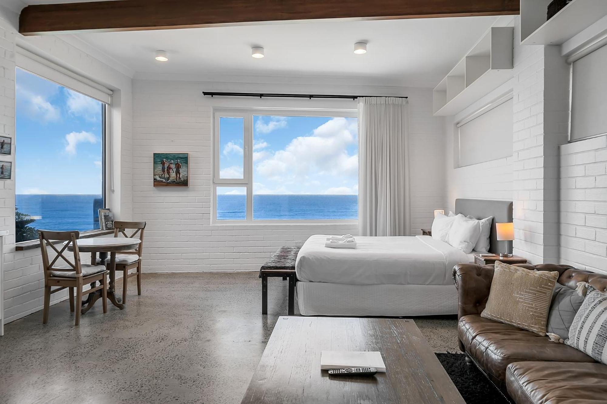 סידני Upscale Cliffside Studio With Ocean Views North Bondi מראה חיצוני תמונה